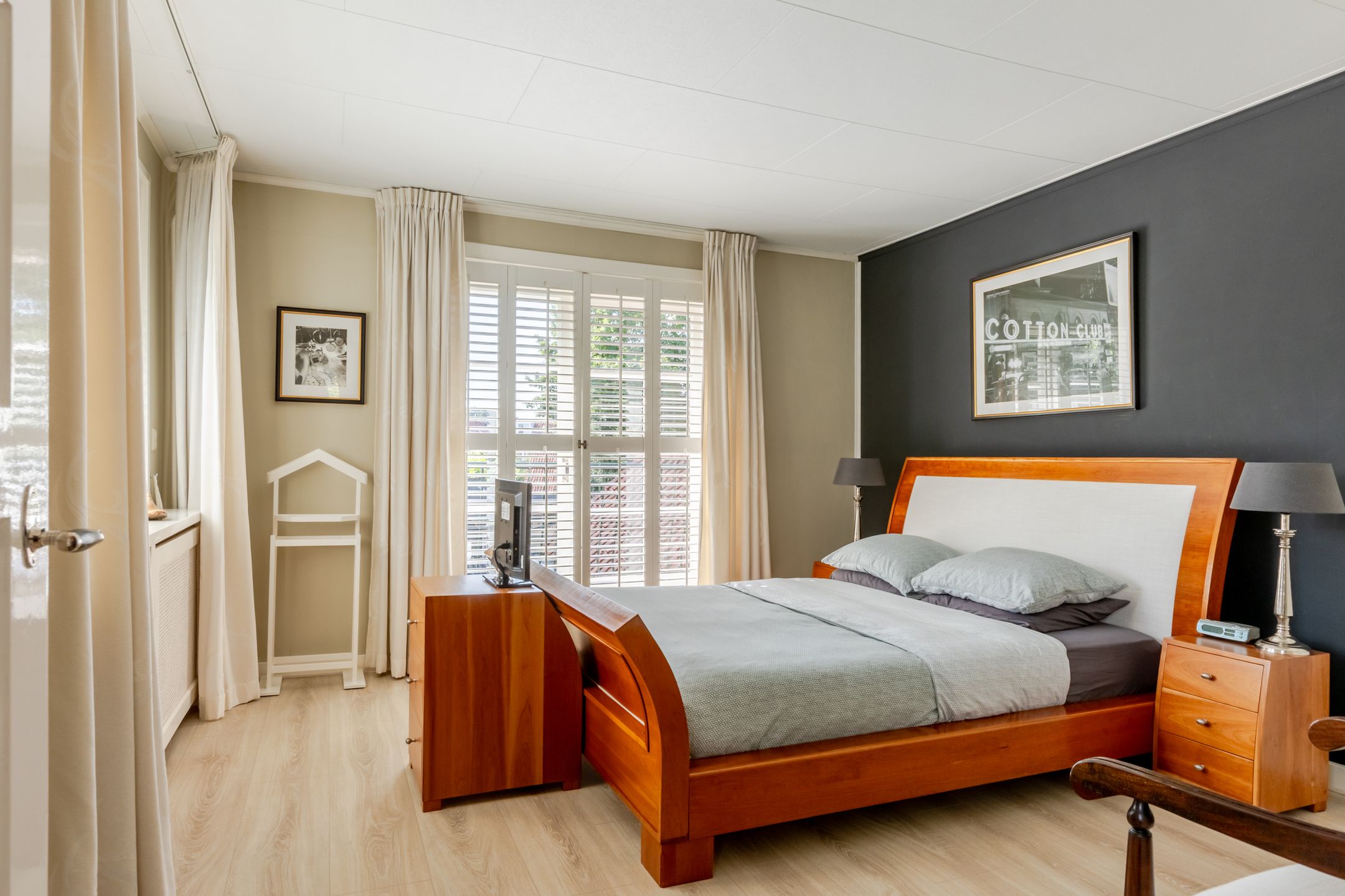 Photo 39 of Spoorstraat 62