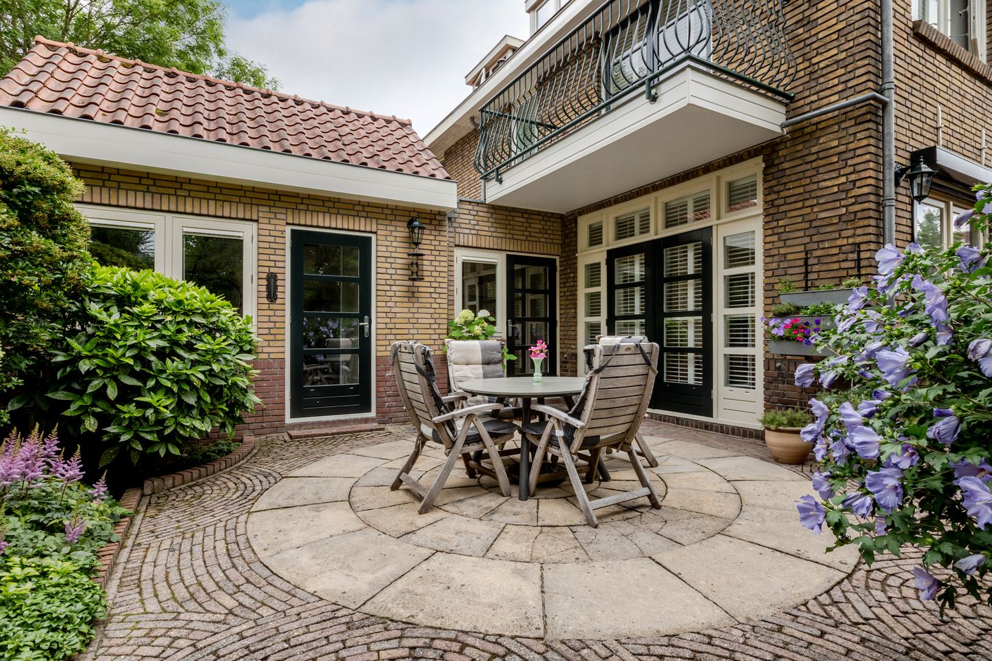 Photo 55 of Spoorstraat 62