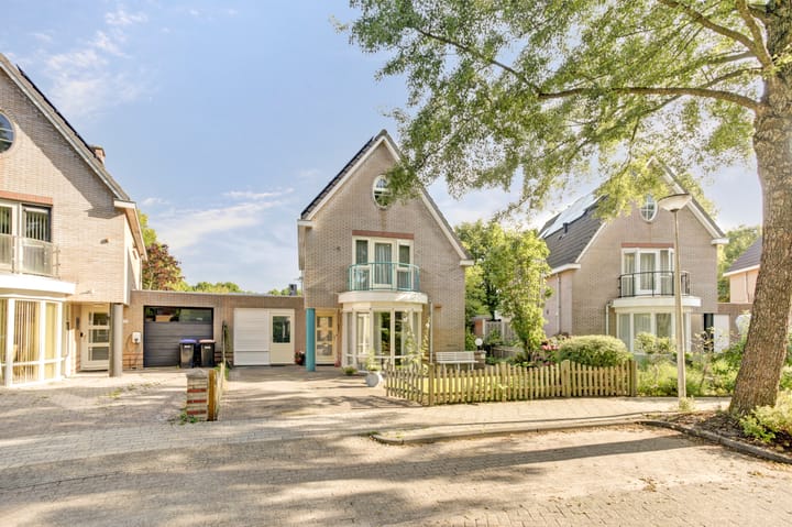 Photo 1 of Corridor 28