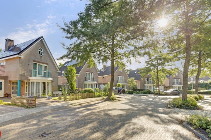 Photo 2 of Corridor 28