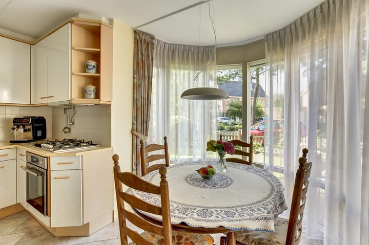 Photo 10 of Corridor 28