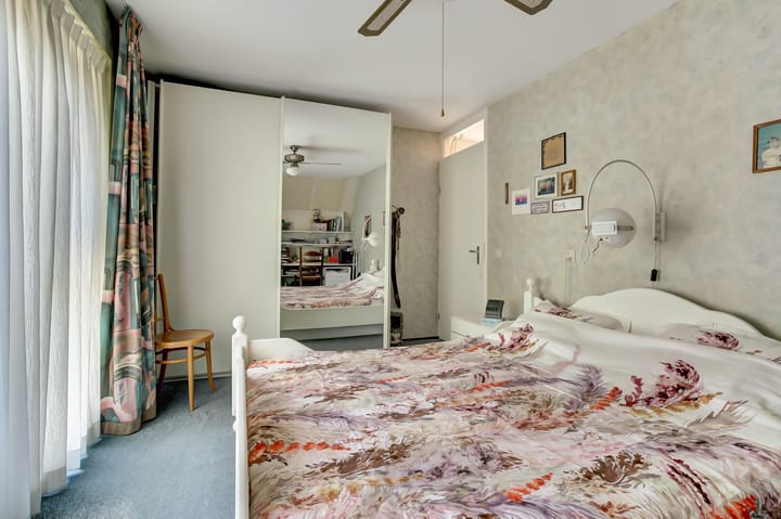 Photo 14 of Corridor 28