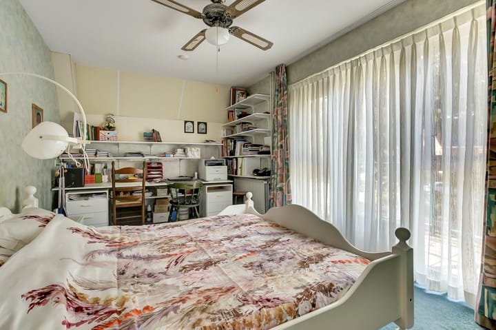 Photo 15 of Corridor 28