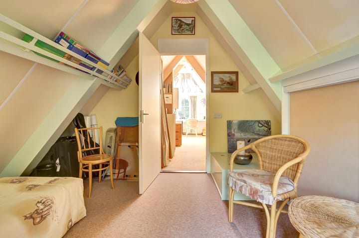 Photo 25 of Corridor 28