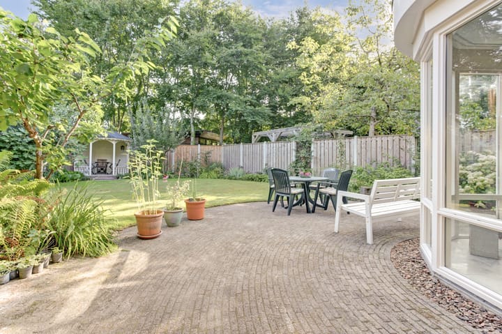 Photo 29 of Corridor 28