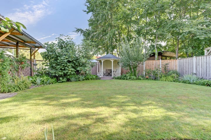 Photo 31 of Corridor 28