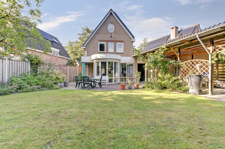 Photo 32 of Corridor 28