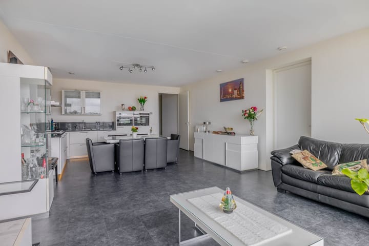 Foto 17 van Buizerdhof 291