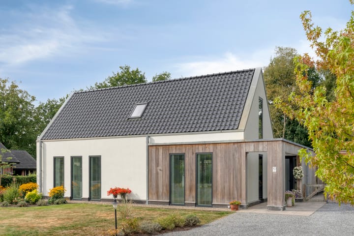 Photo 1 of Burgemeester Wynoldyweg 10