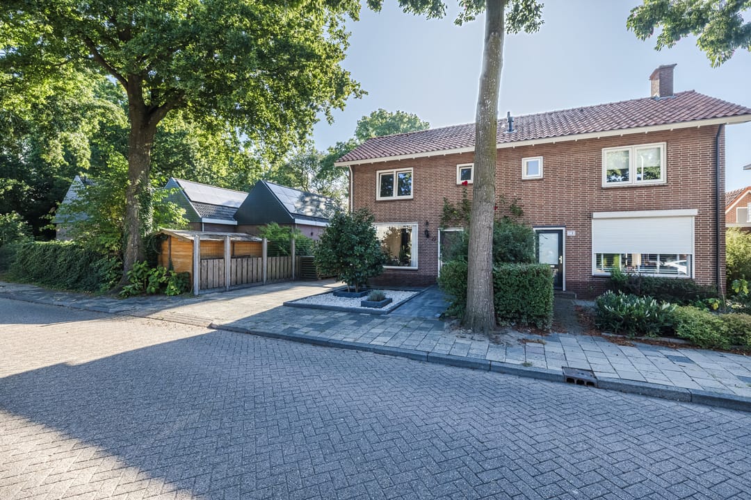 Foto 23 van Comm d Vos v Steenwijklaan 72