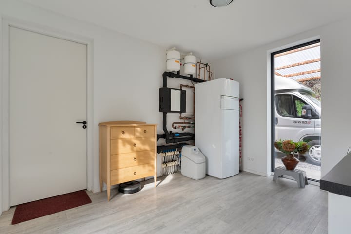 Photo 33 of Burgemeester Wynoldyweg 10