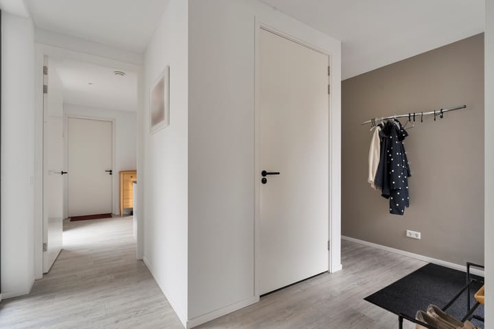 Photo 34 of Burgemeester Wynoldyweg 10