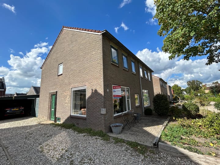 Foto 44 van Hinkerstraat 19