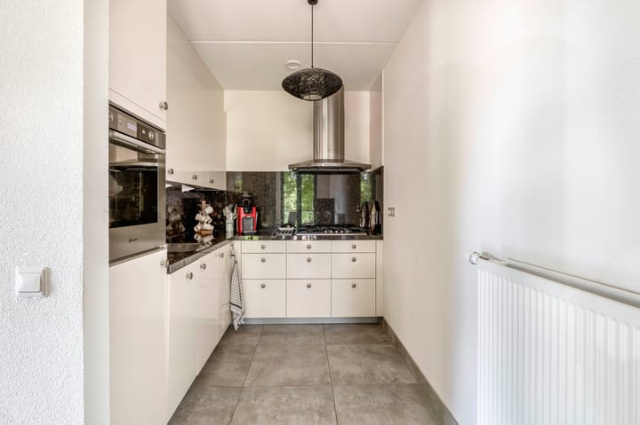 Photo 5 of Oranjeplaats 8