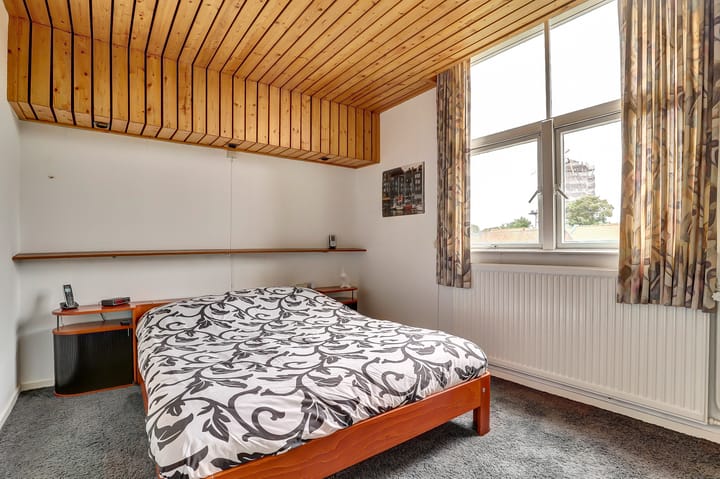 Photo 29 of Verrenieuwstraat 36