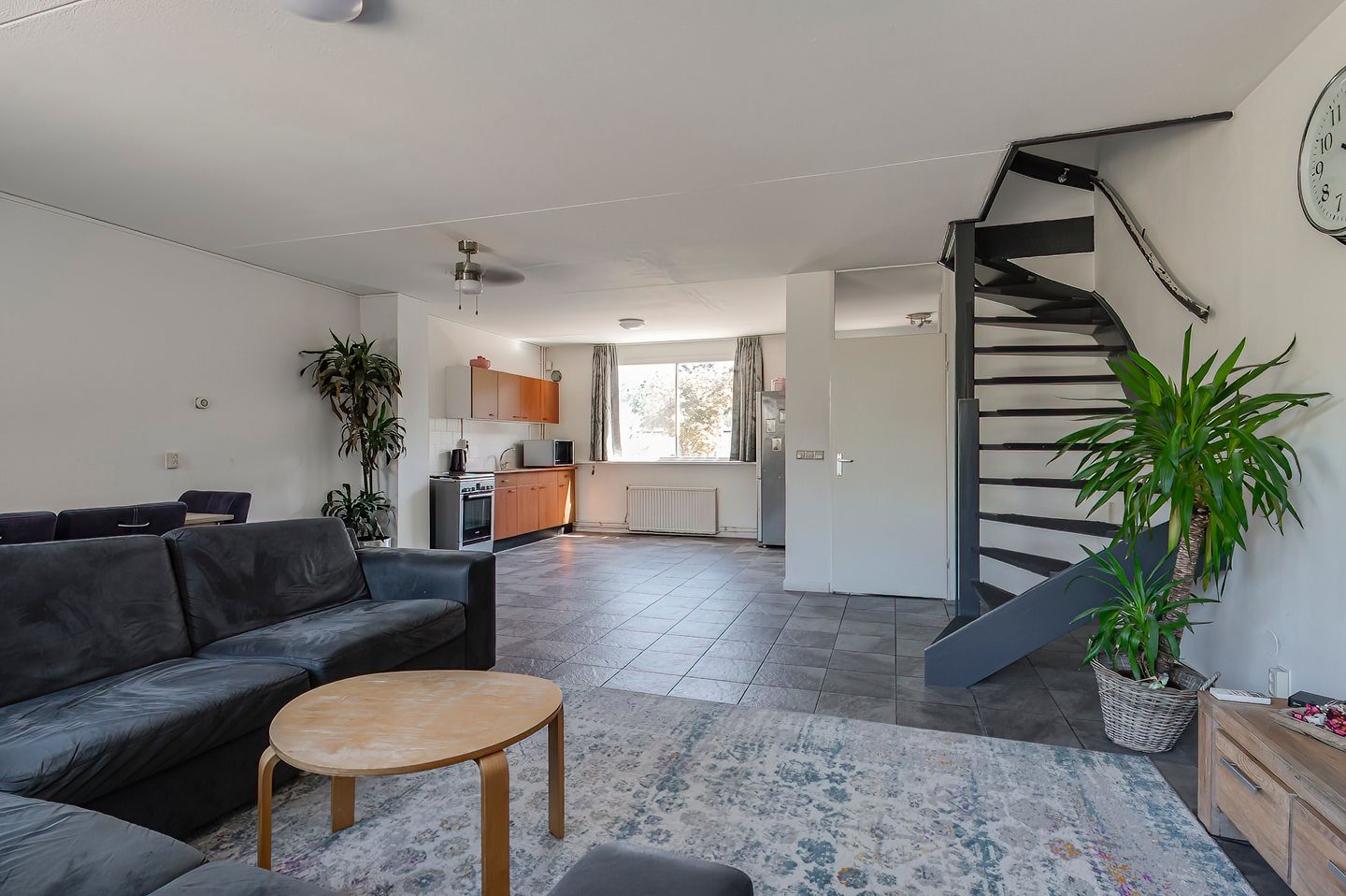 Foto 5 van Hellouwlaan 13