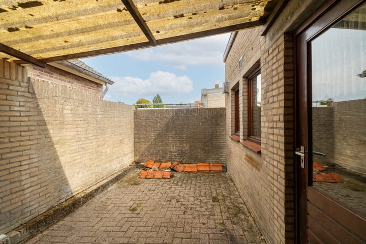 Photo 42 of van der Duinstraat 30