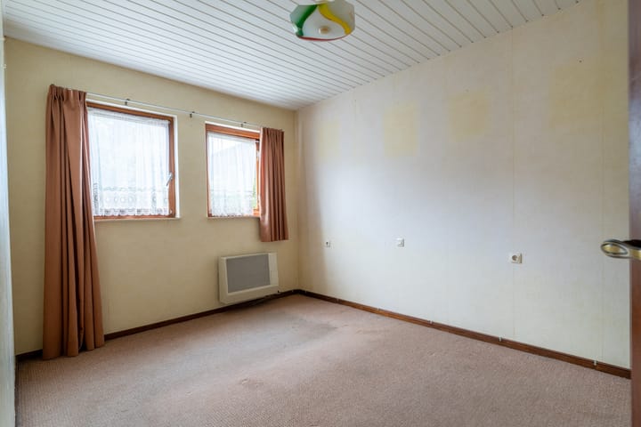 Photo 44 of van der Duinstraat 30