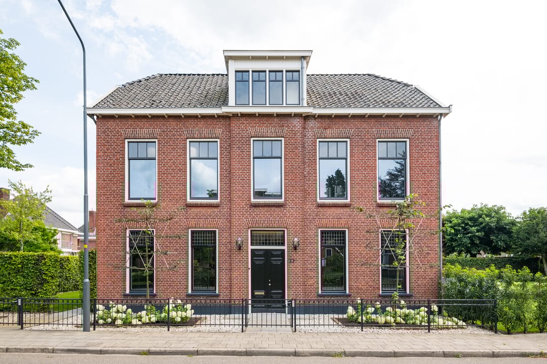 Foto 2 van Spoorstraat 33