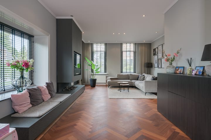 Foto 16 van Spoorstraat 33