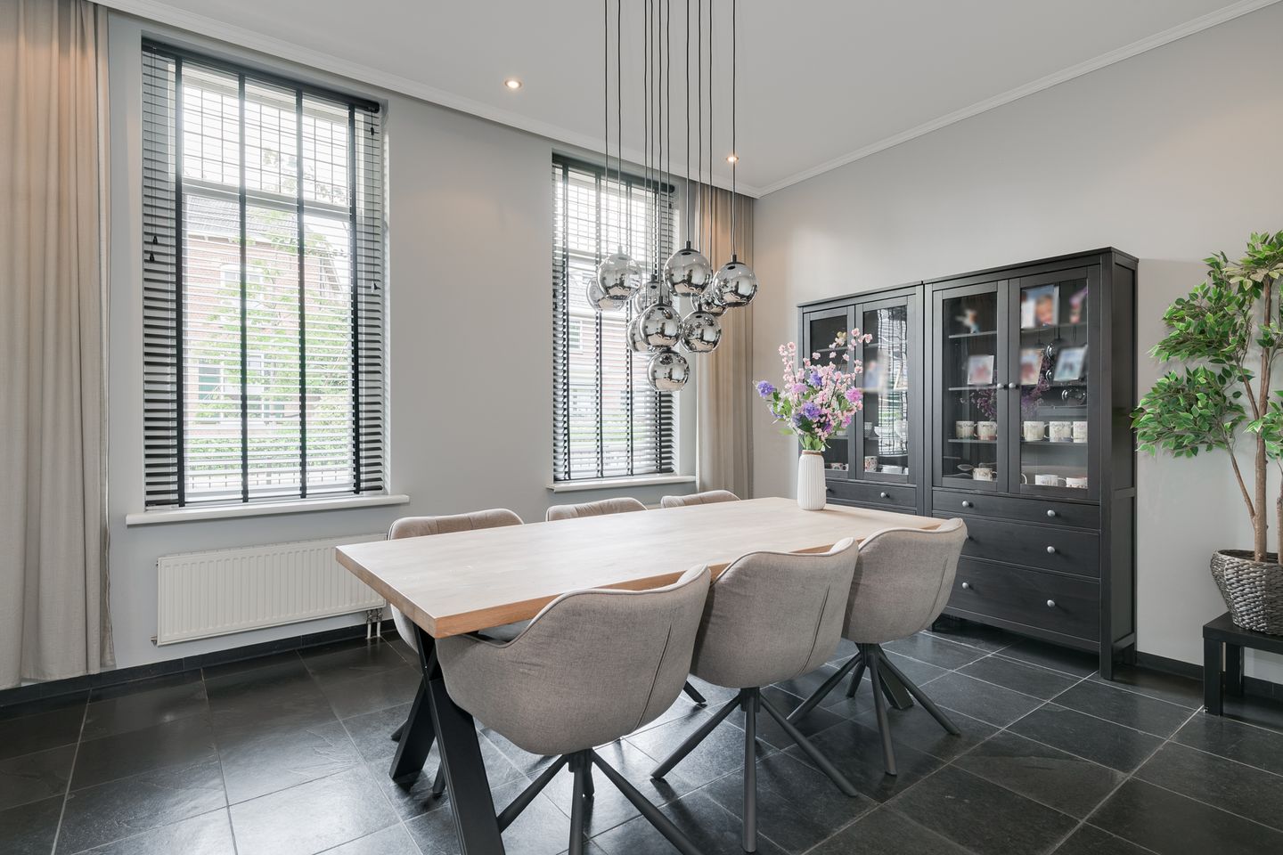 Foto 25 van Spoorstraat 33