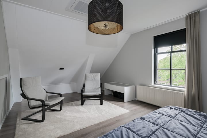 Foto 44 van Spoorstraat 33