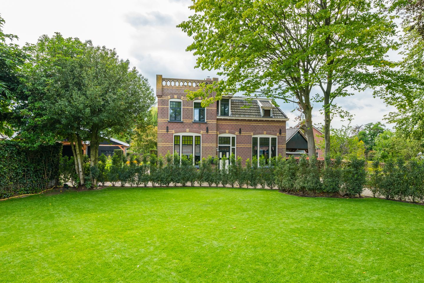 Foto 55 van Spoorstraat 33