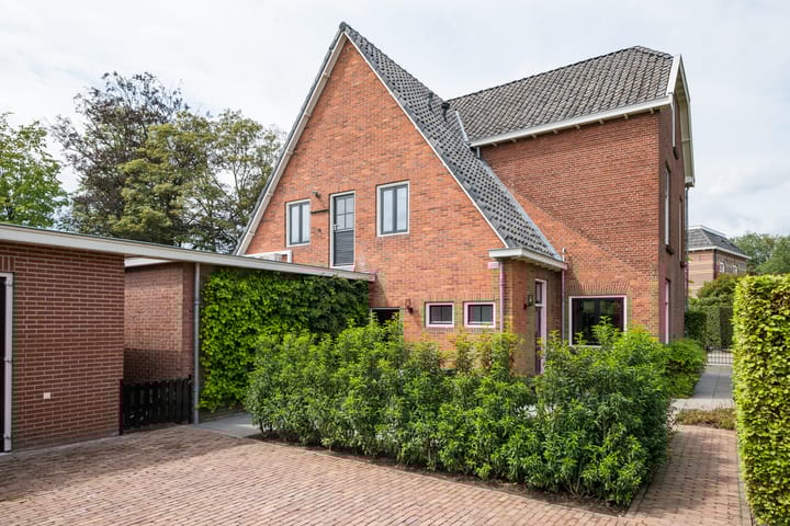 Foto 64 van Spoorstraat 33