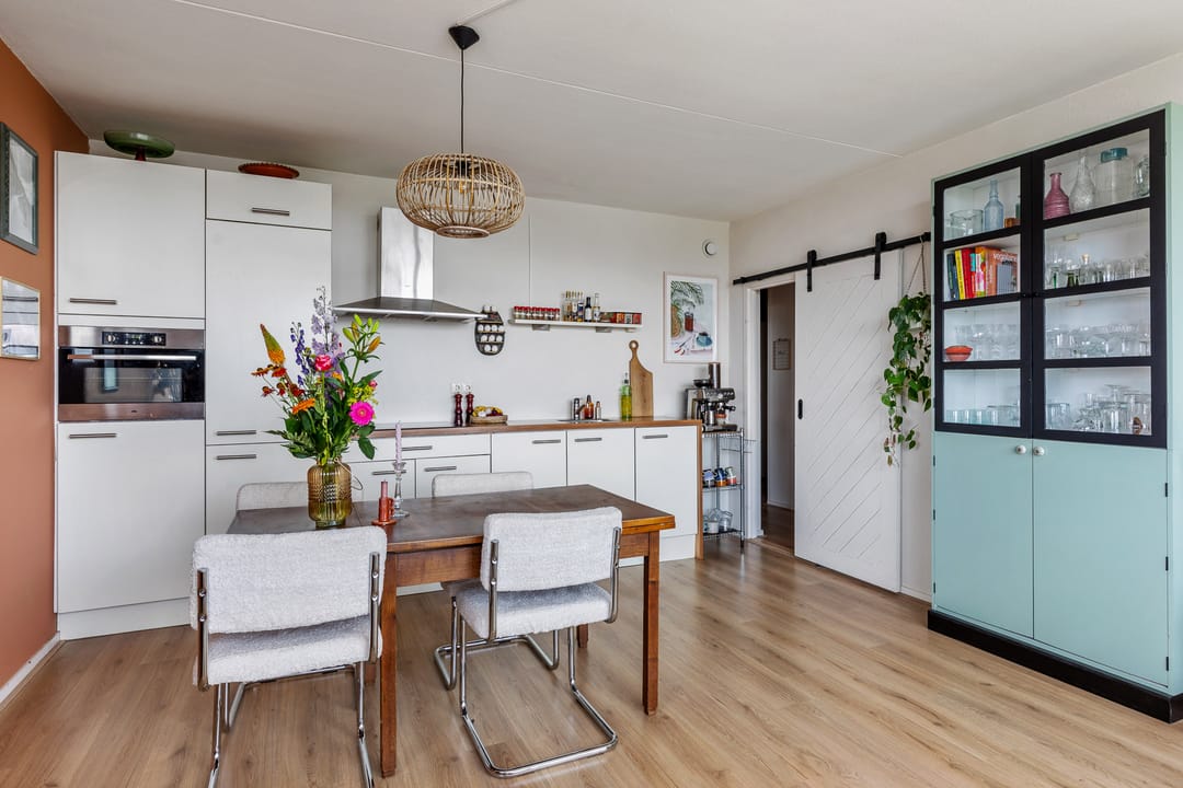 Photo 11 of Heutinkstraat 53