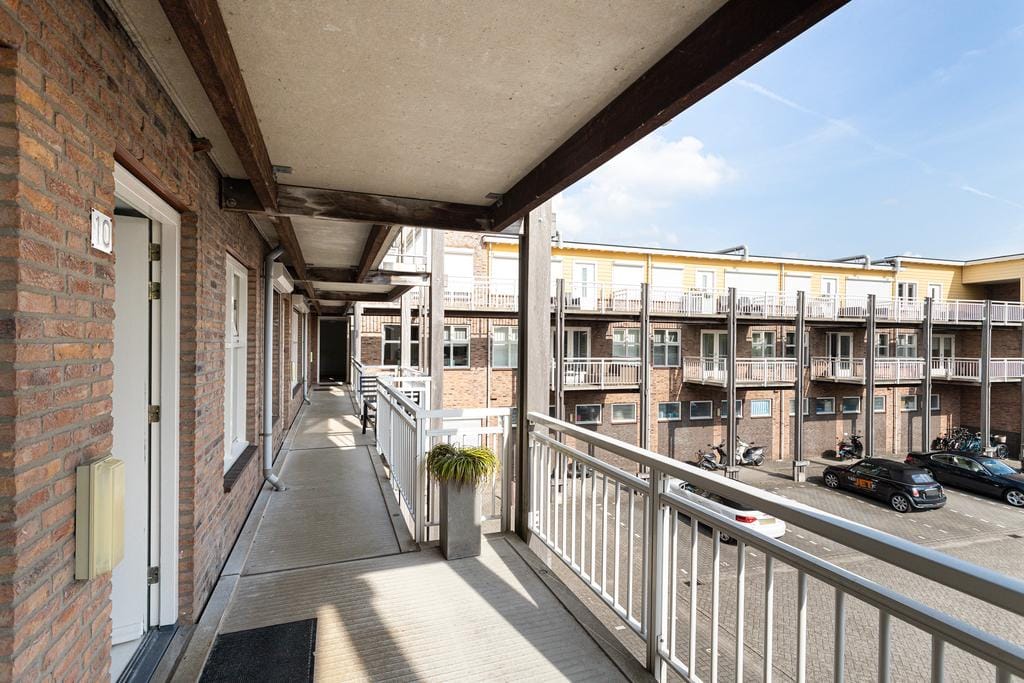 Foto 21 van Dirk van der Kooijweg 10