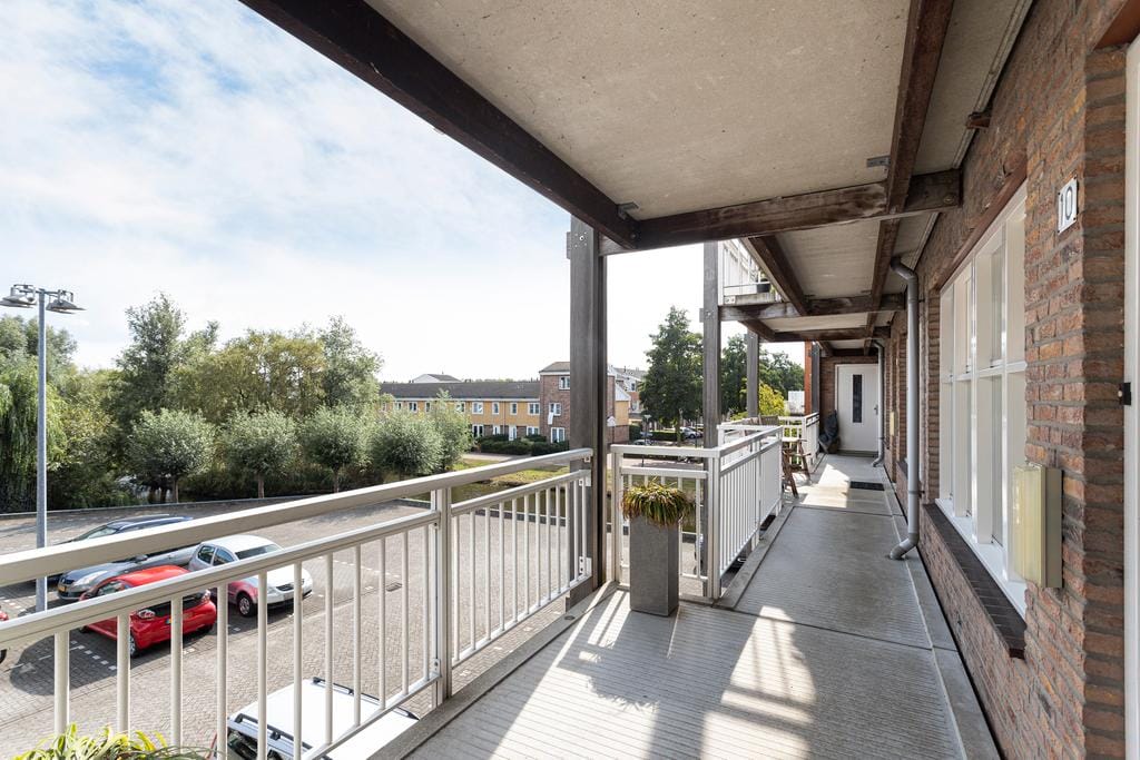 Foto 22 van Dirk van der Kooijweg 10