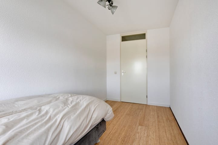 Photo 16 of Justpier 104