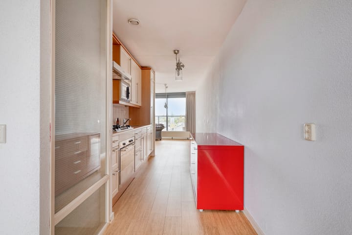 Photo 35 of Justpier 104