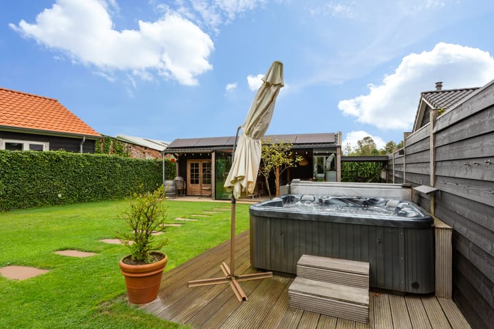 Photo 18 of Wieksloterweg WZ 37-D