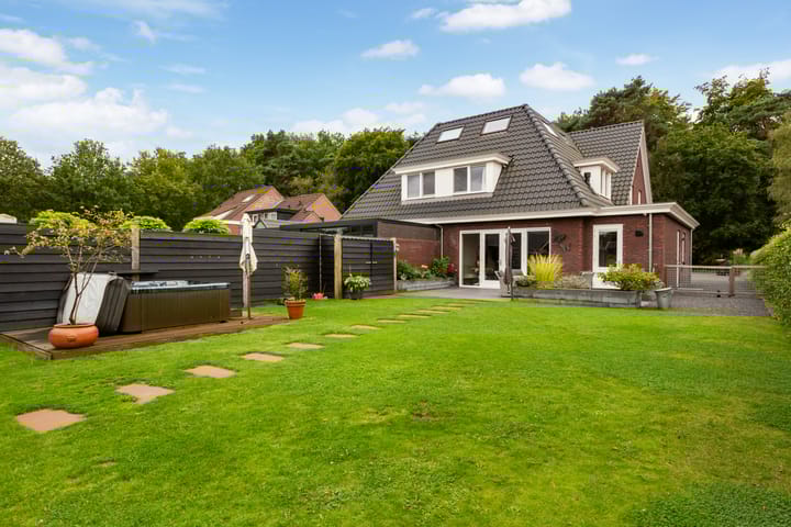 Photo 24 of Wieksloterweg WZ 37-D