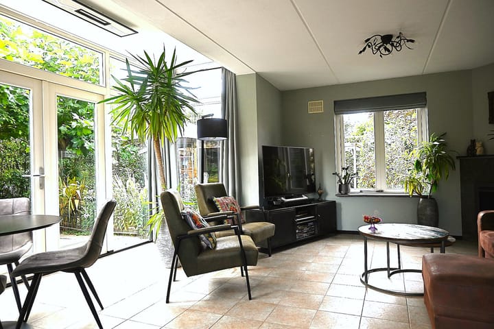 Foto 5 van Bronsbergen 25-R42