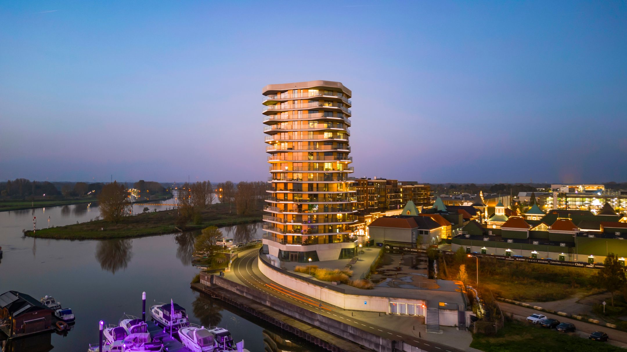 Foto 3 van Maashaven 752