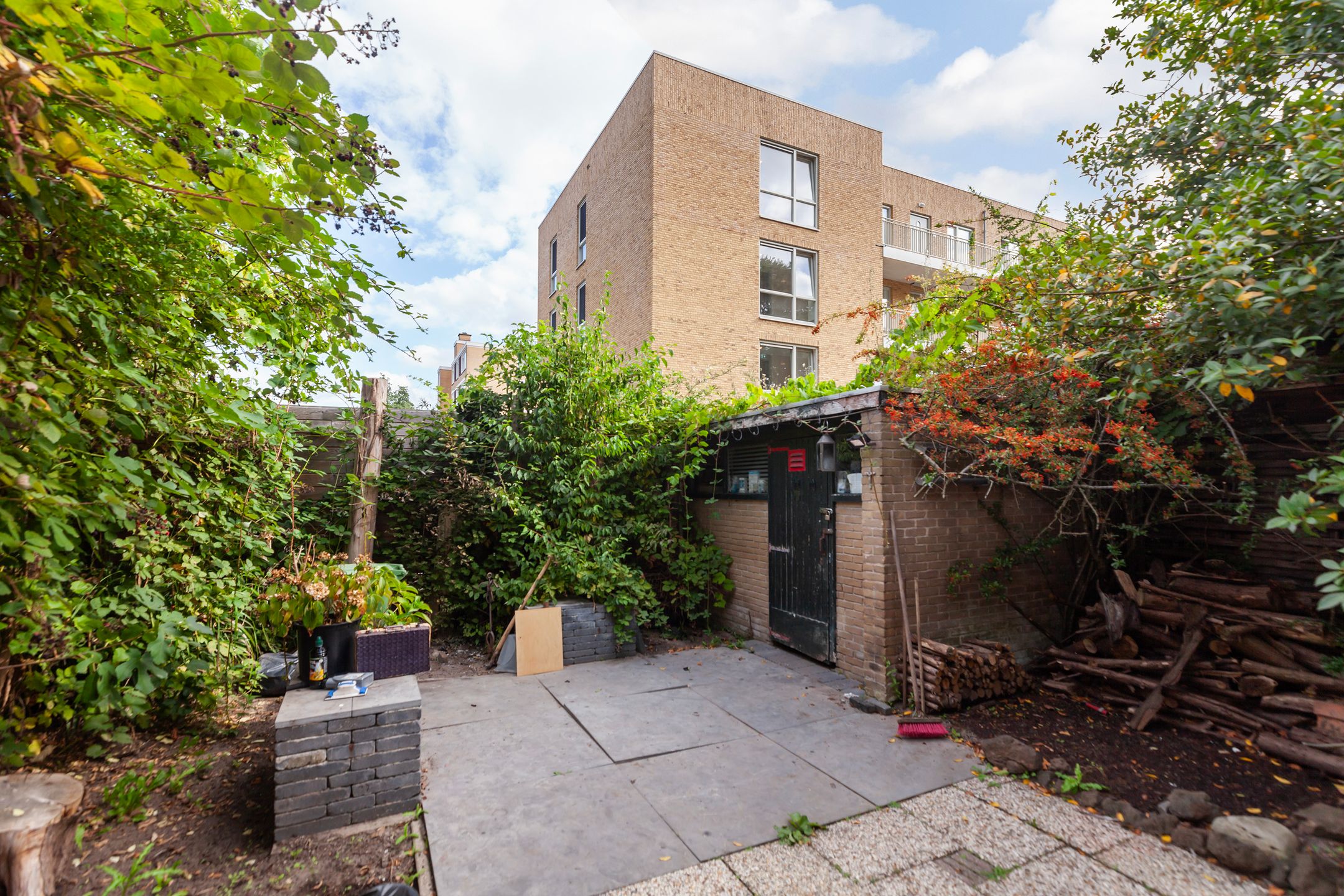 Foto 18 van Van Limburg Stirumplantsoen 32