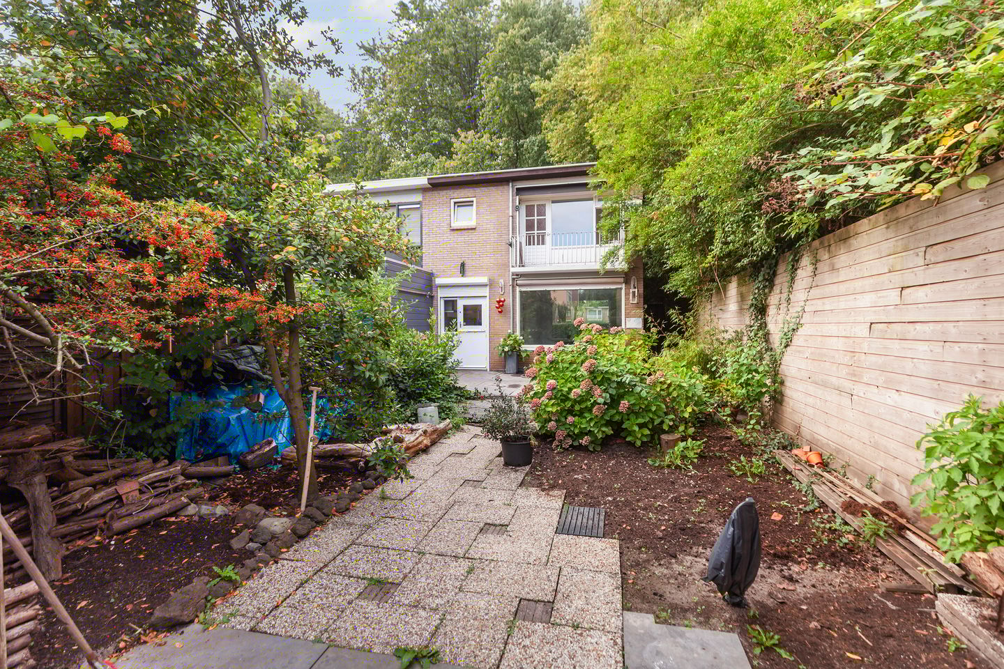 Foto 19 van Van Limburg Stirumplantsoen 32