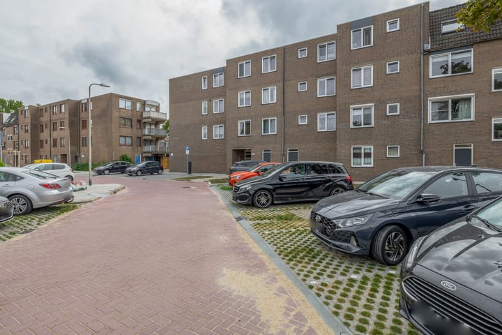 Foto 34 van Ringspoor 80