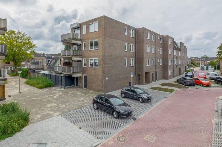 Foto 35 van Ringspoor 80