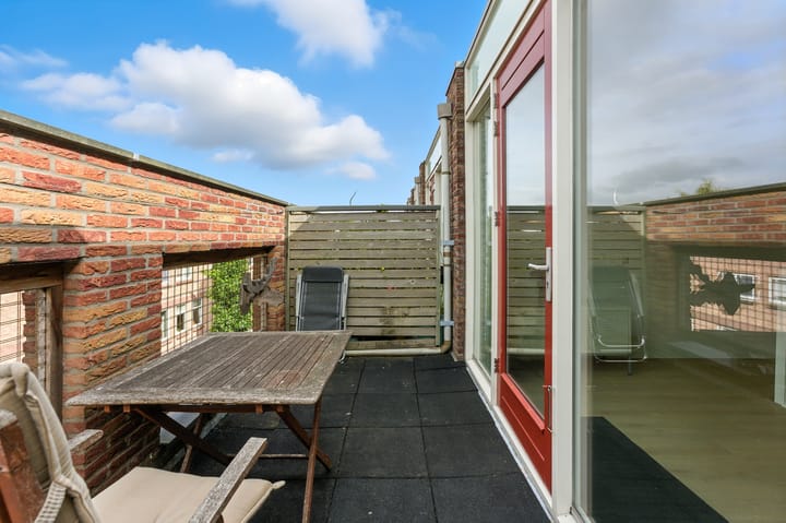 Photo 4 of Lisbloemstraat 19-E