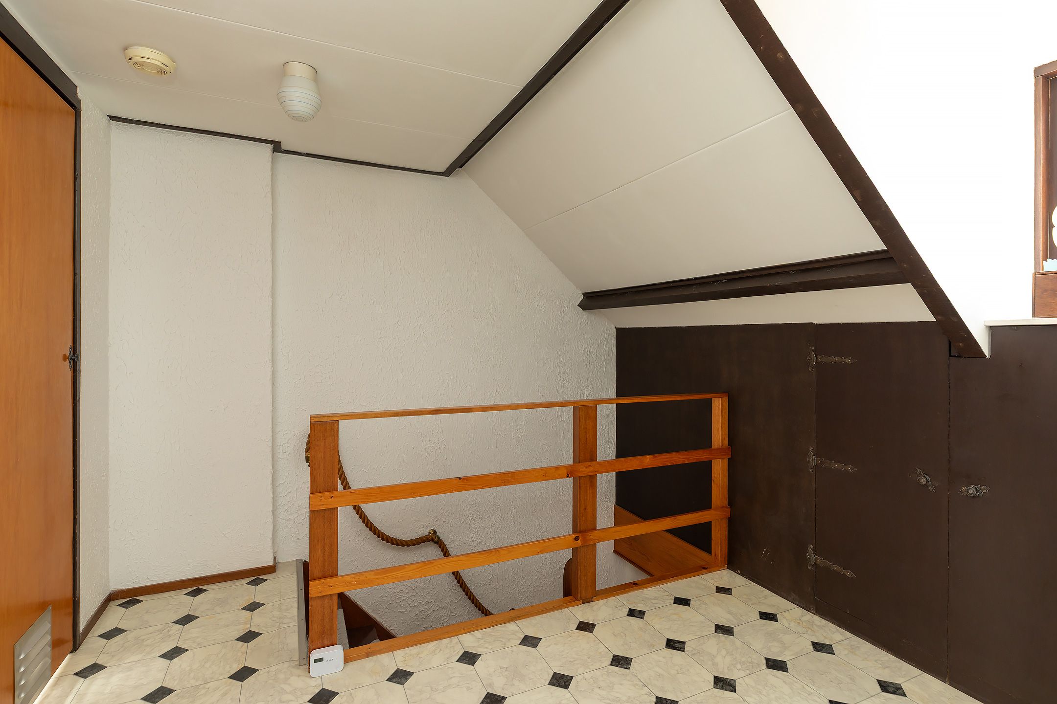 Foto 24 van van Mijndenlaan 12