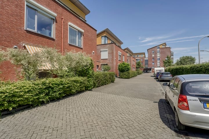 Photo 4 of Eikenlaan 4