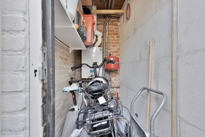 Foto 33 van Mr. de Fremerystraat 34