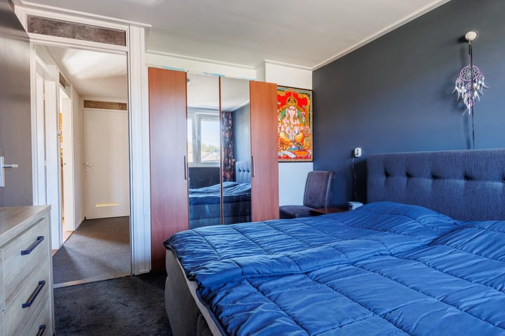 Photo 32 of Malvert 5322