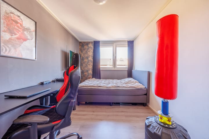 Photo 35 of Malvert 5322