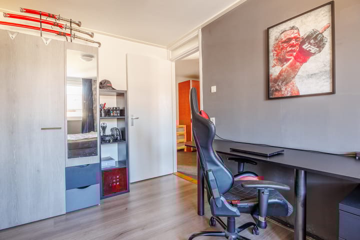 Photo 36 of Malvert 5322