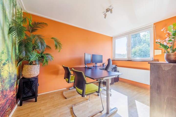 Photo 37 of Malvert 5322