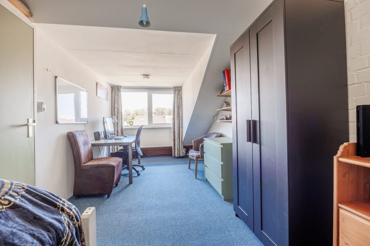 Photo 46 of Malvert 5322